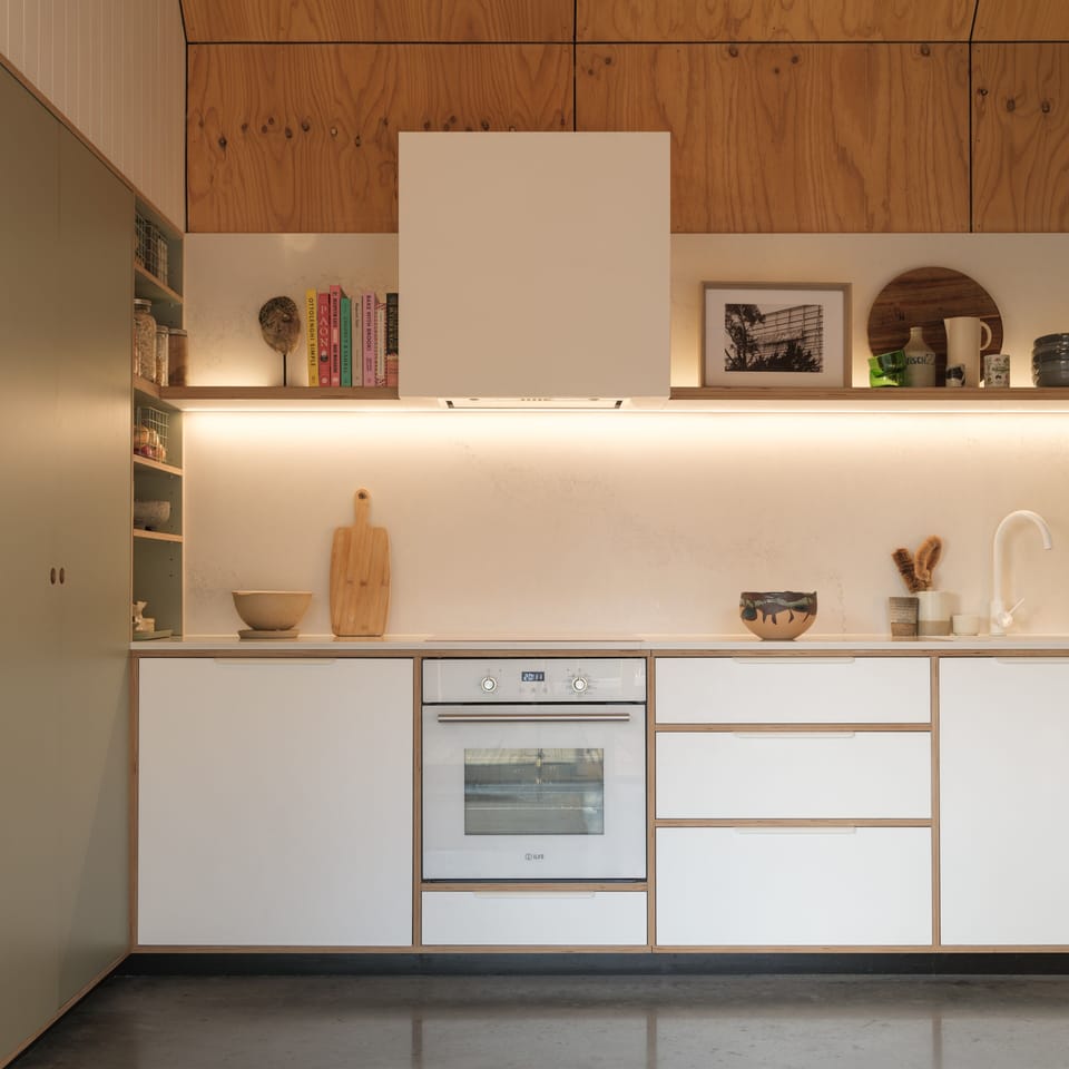 Modern kitchen with everything you need to cook and entertain