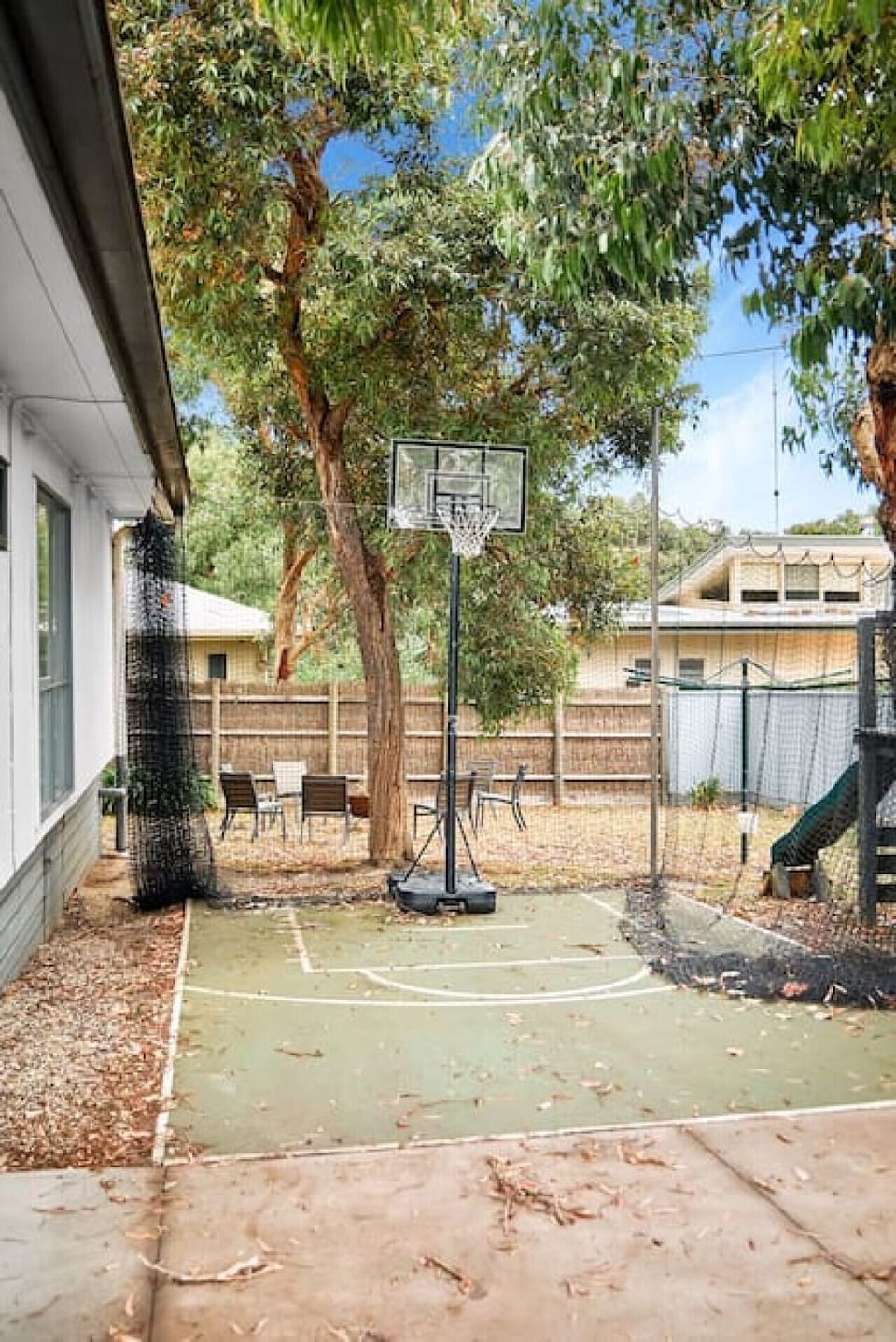 Sport court