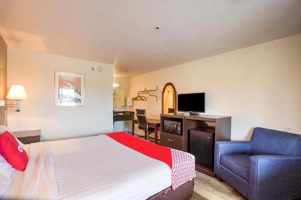 Bedroom (Interior and views may vary based on location and availability)