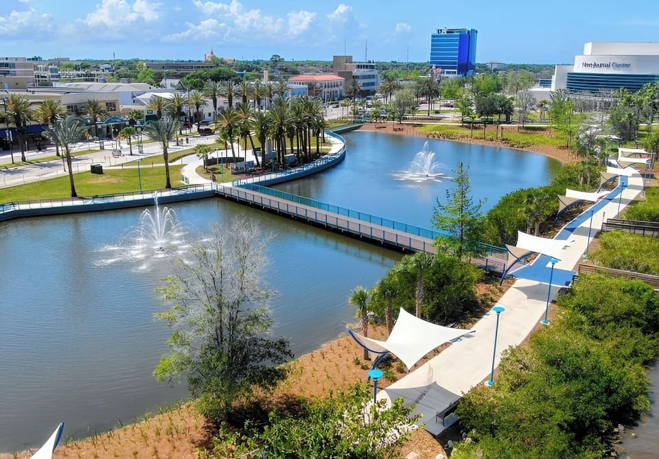 Riverfront Park - 1 mile