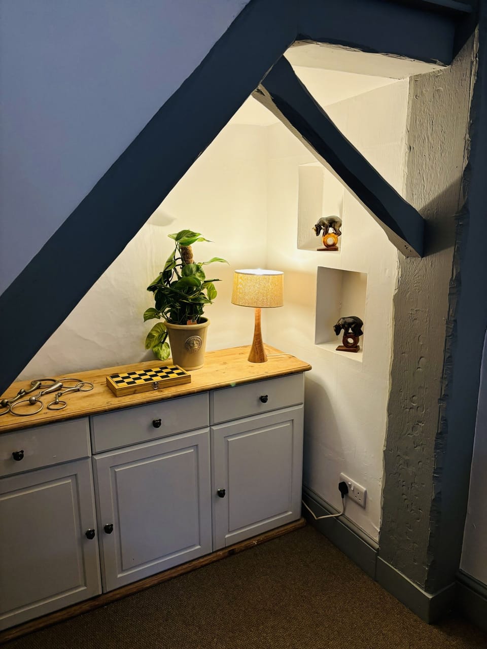 Living Room / Lounge