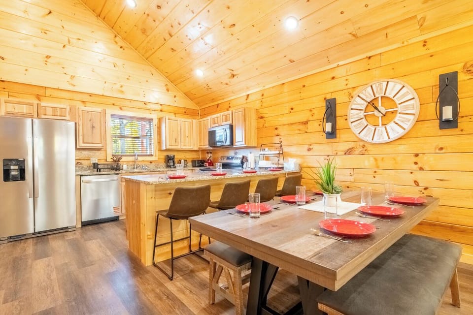 Enchanted Pines' kitchen and dining area