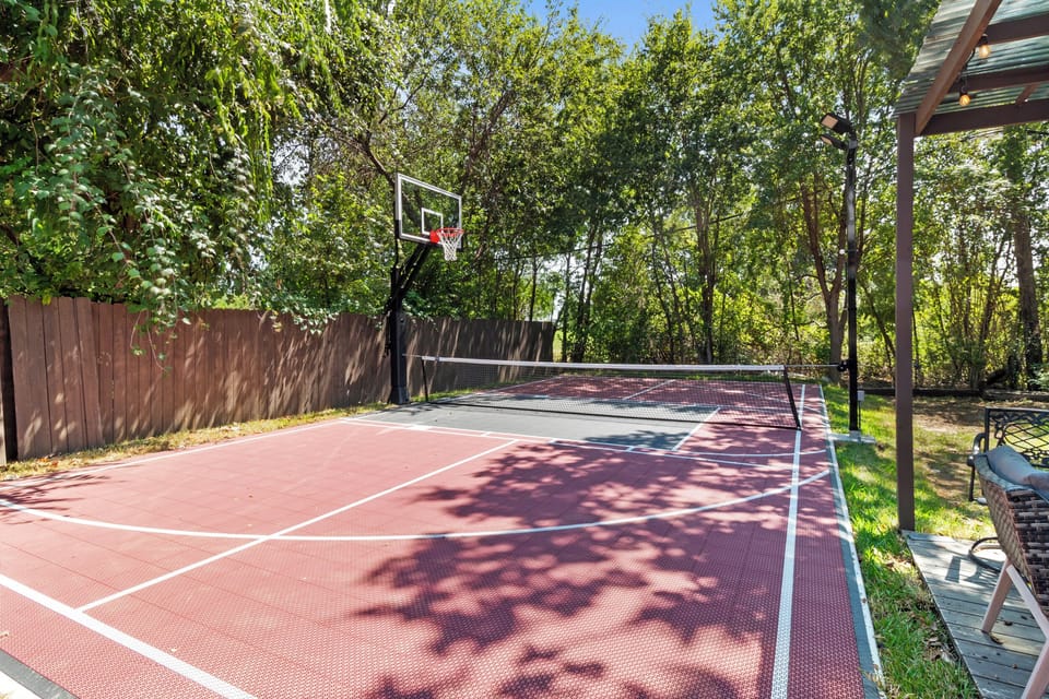 Sport court