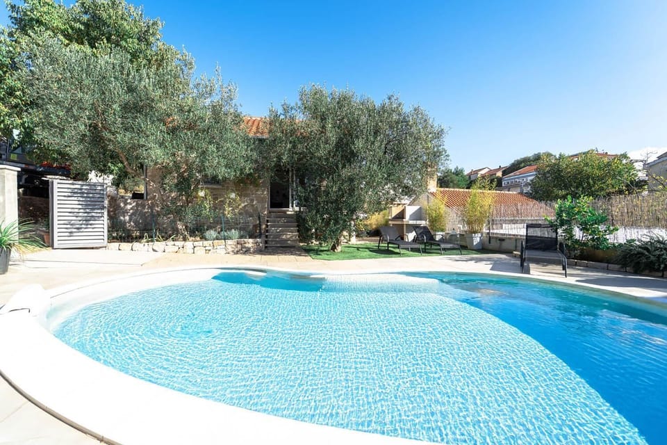 Private pool and terrace
