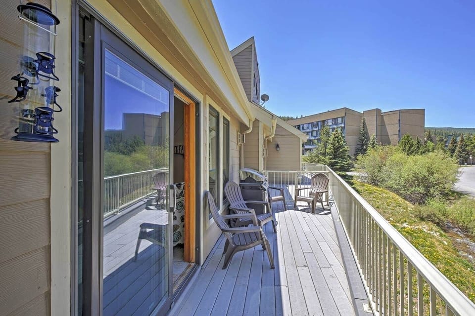 Soak up the sun in the winter or summer on the outdoor balcony.