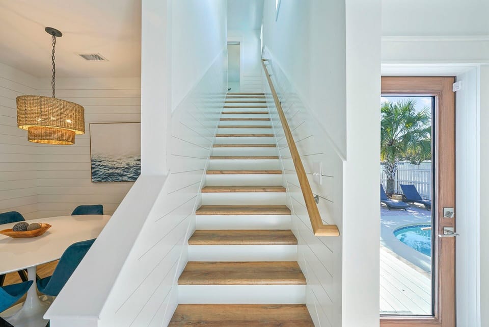 Pearl Sands - Crystal Beach - Stairway