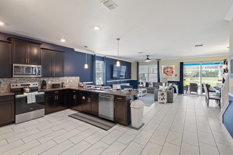 Kitchen / Living / Dining