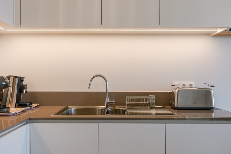 Well-equipped kitchen with all essentials