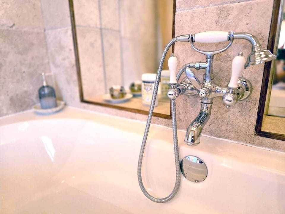 Ensuite bathtub