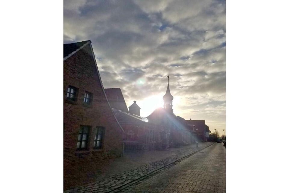 Surroundings [summer] (1-5 km)