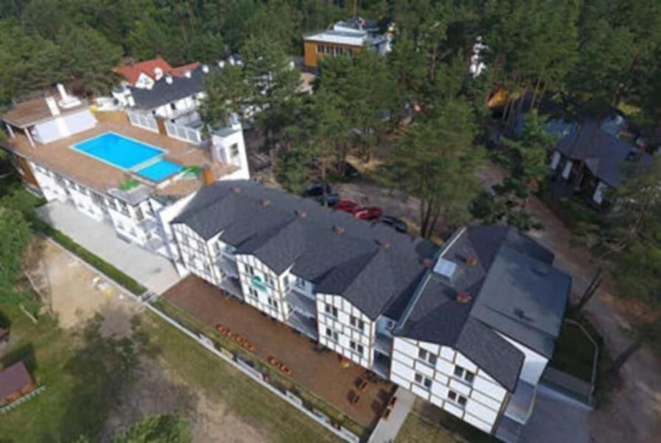 VIEW OF THE KOMPLEX