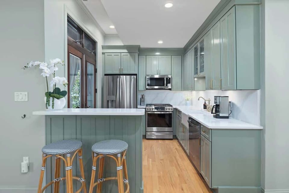Fully equipped kitchen