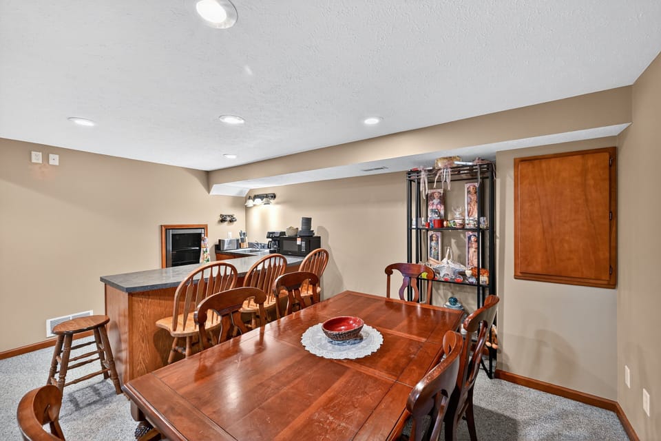 Dining Room, Dining Table, Furniture, Indoors, Table