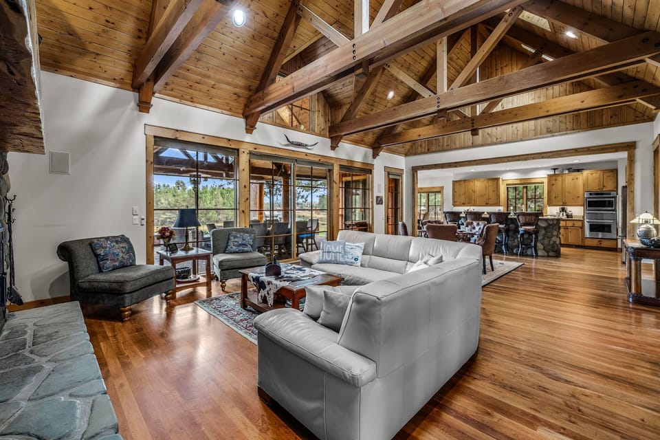 Deschutes Dream Lodge - Open concept