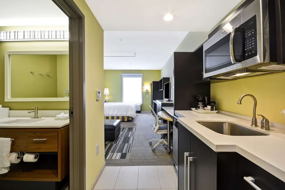 Picture your stay with an open layout from bath to bed.