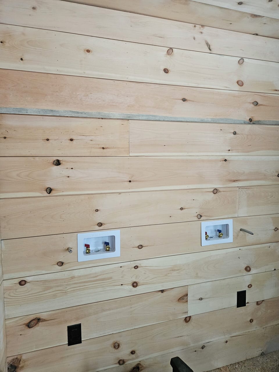 lodge will have a Landry room with 2 washer and dryers in 2026