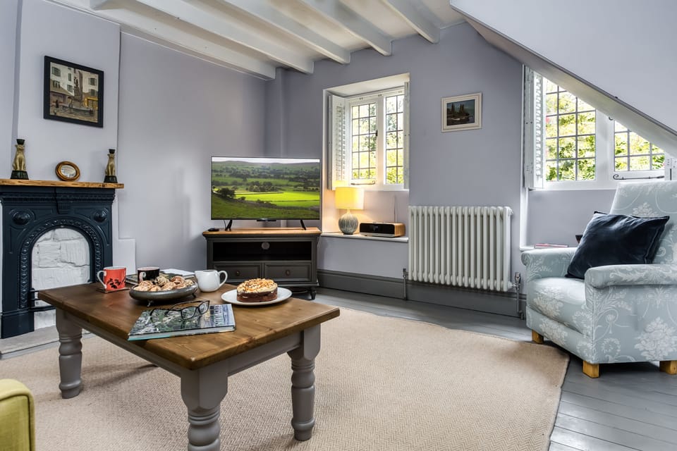First floor:  Beautiful windows in the sitting room