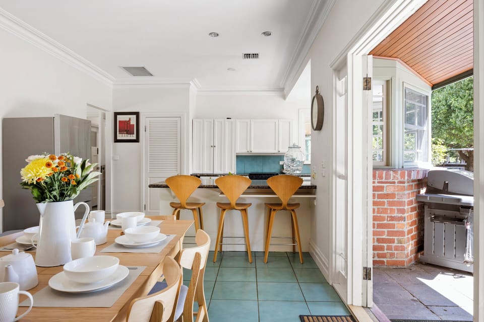 Main House - Casual Dining/Kitchen