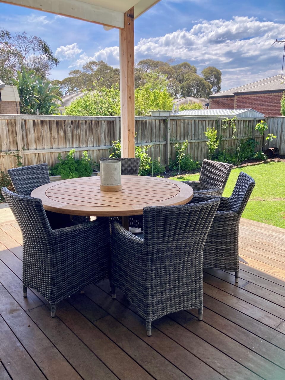Outdoor dining