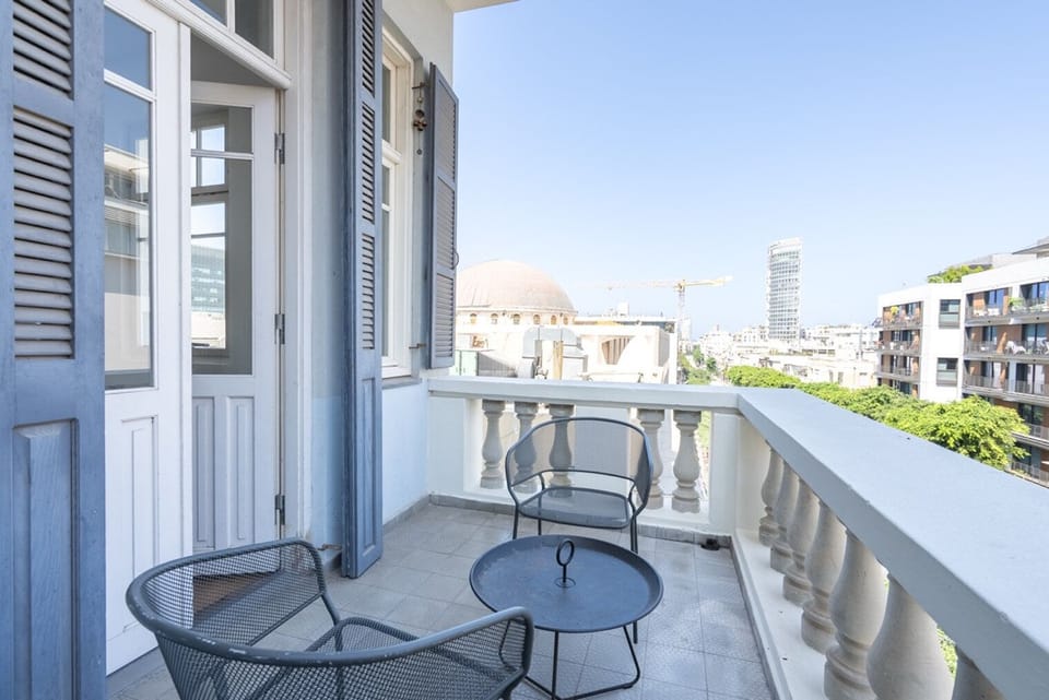Balcony View