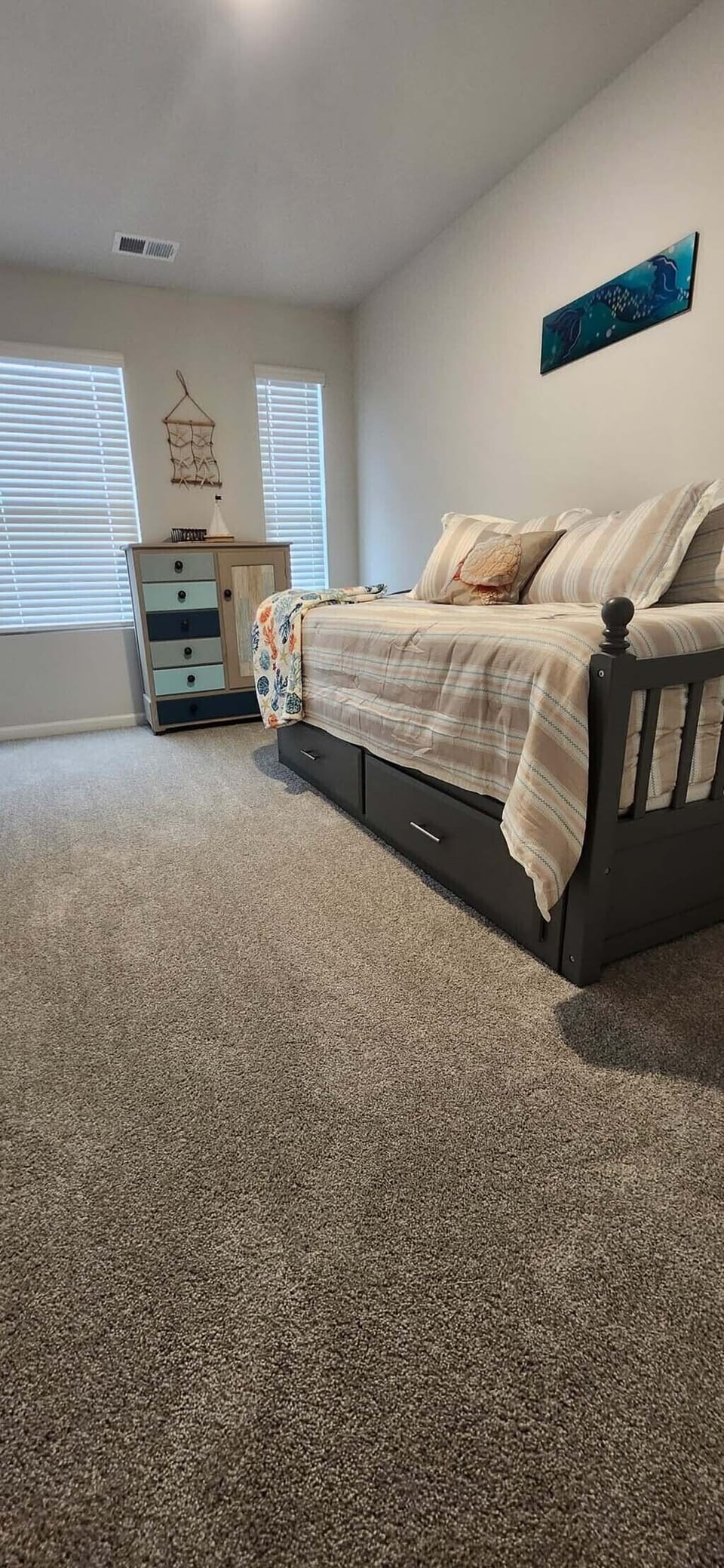 Third bedroom -- Day bed with two twins 