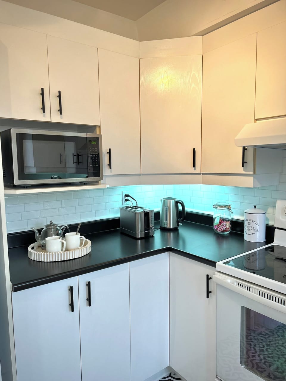 Fully equipped & renovated kitchen