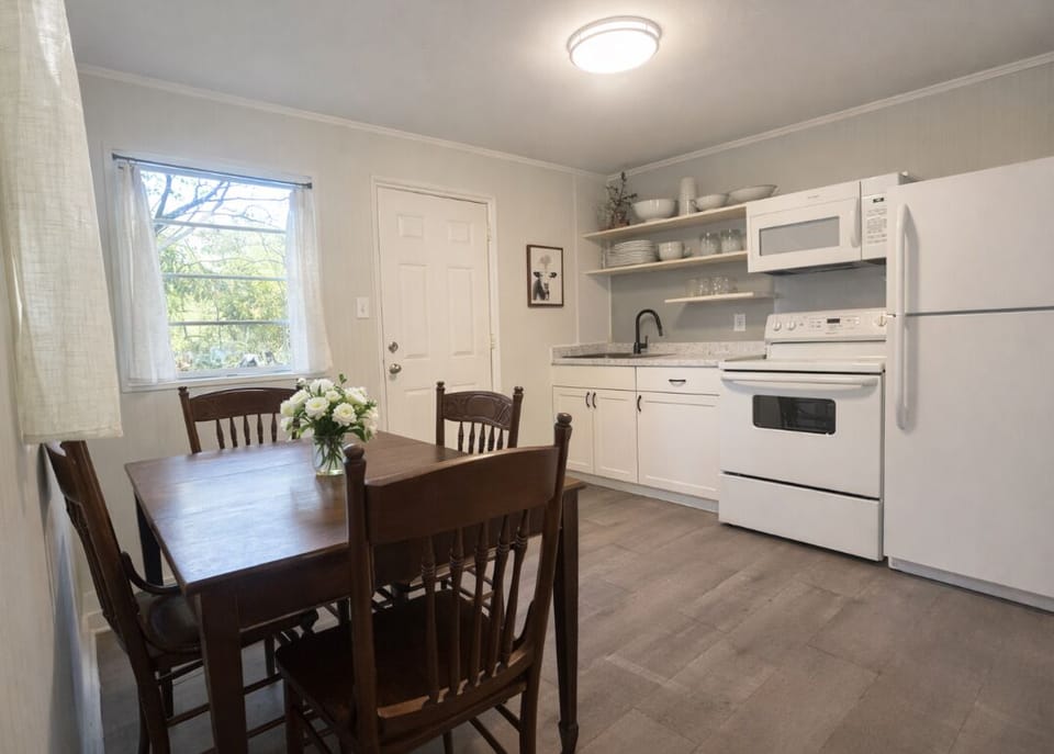 Fully equipped kitchen for easy family meals