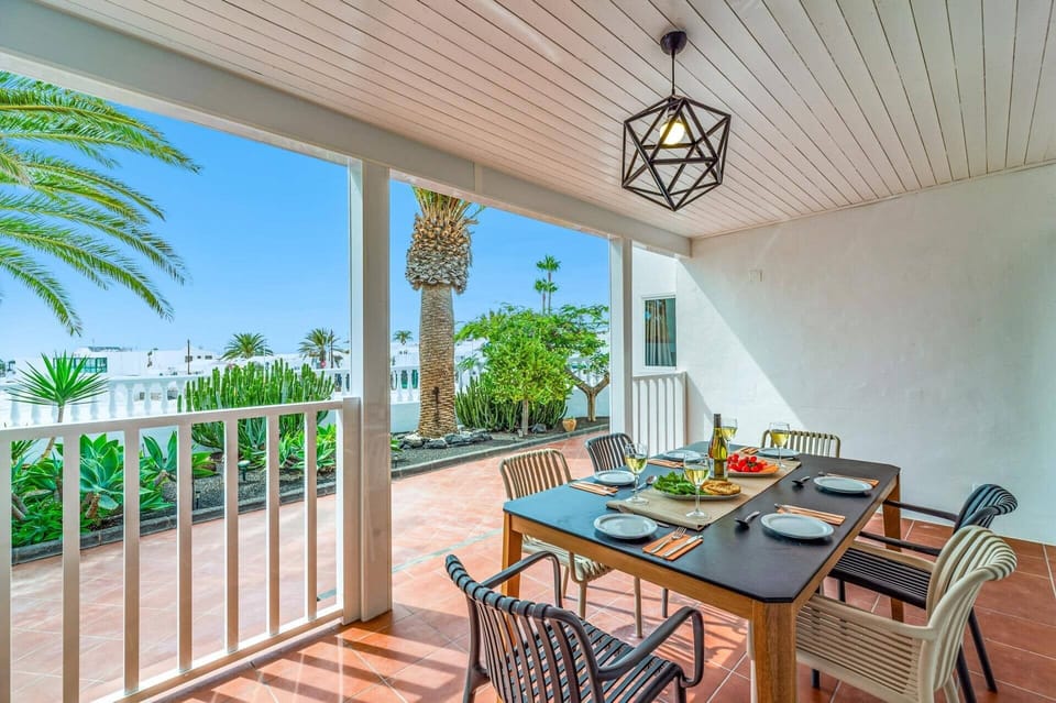 Villa Via Mare image