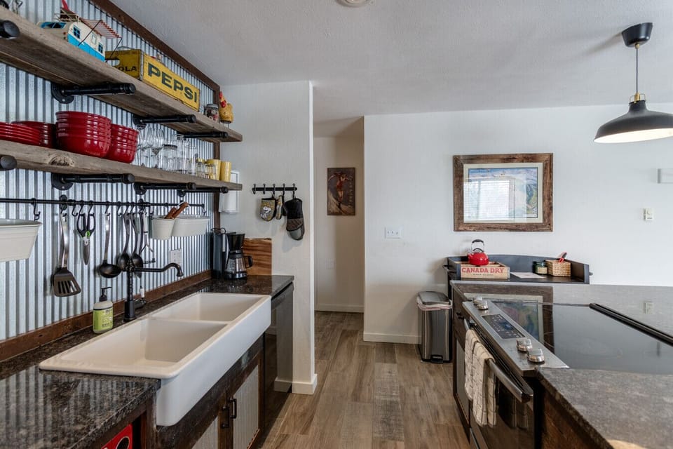 Kitchenette