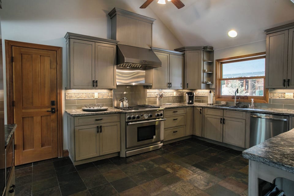 Inviting kitchen w/ Thermador oven and range