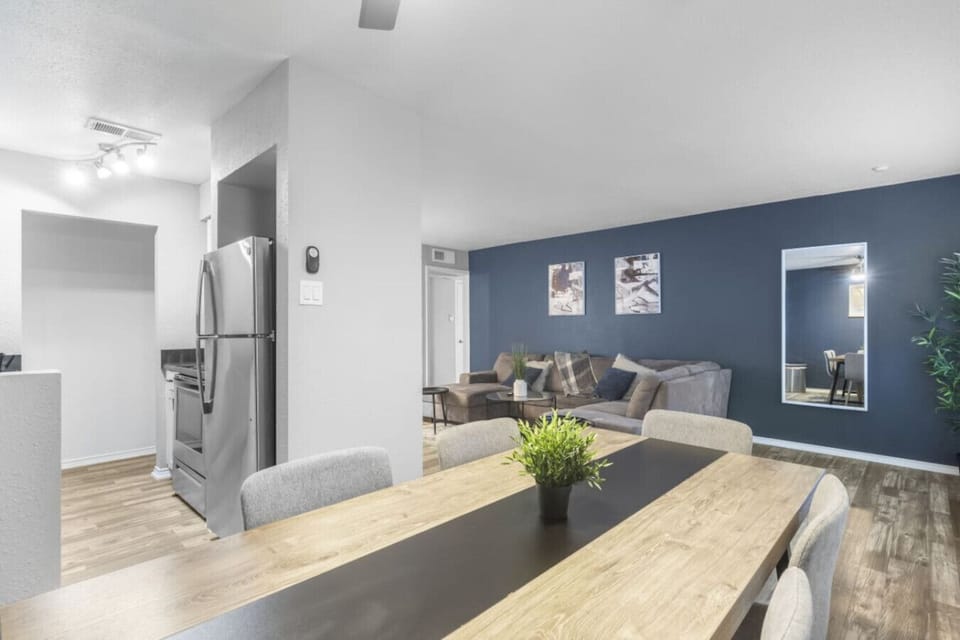 Bright and cozy dining space ideal for meals before heading to AT&T Stadium or enjoying a relaxed dinner after events. Perfect for couples, families, or small groups.