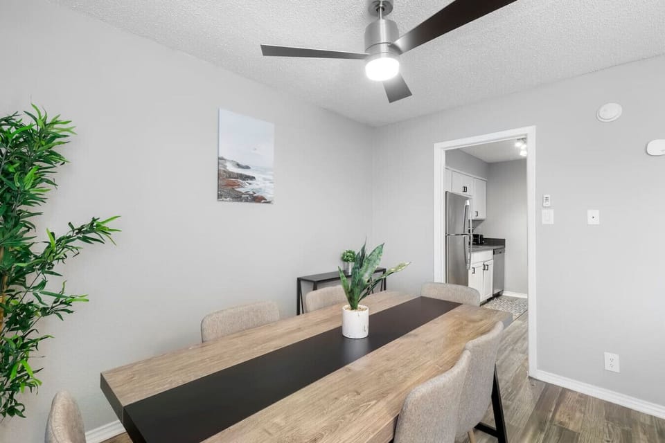 Bright and cozy dining space ideal for meals before heading to AT&T Stadium or enjoying a relaxed dinner after events. Perfect for couples, families, or small groups.