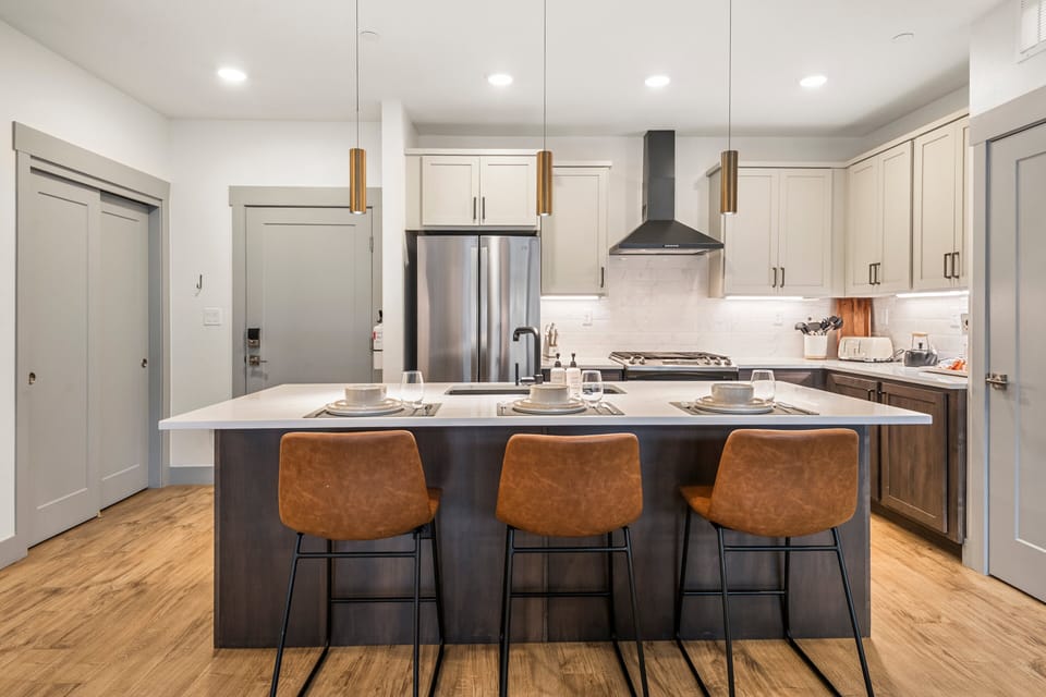 Kitchen with Island Sitting for 3