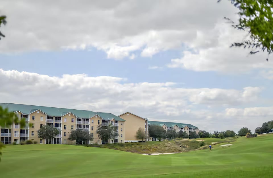 Resort & Golf views