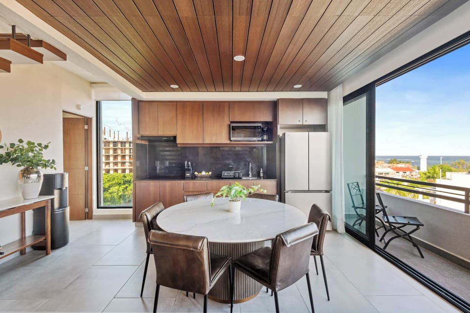 Perfect setting to cook and share meals in style