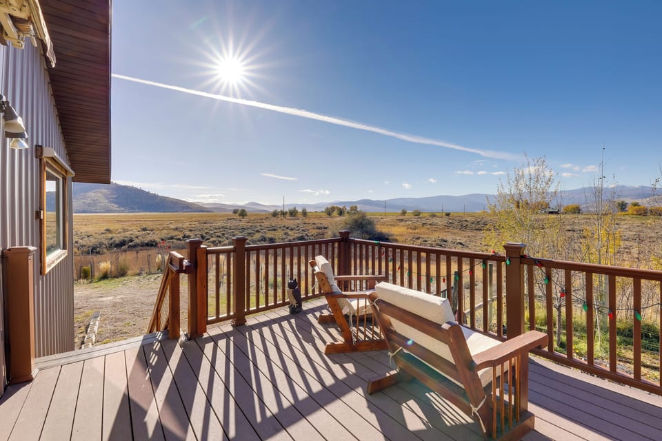 Hot Springs Vacation Rental | 2BR | 1BA | 1,200 Sq Ft | Stairs Required