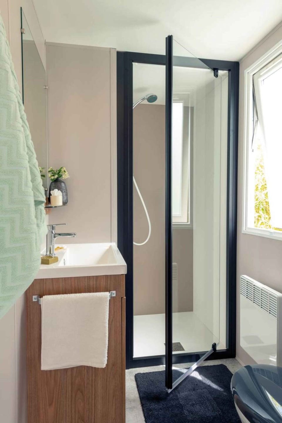 Camping Papillon Kinrooi – 86 - bathroom
