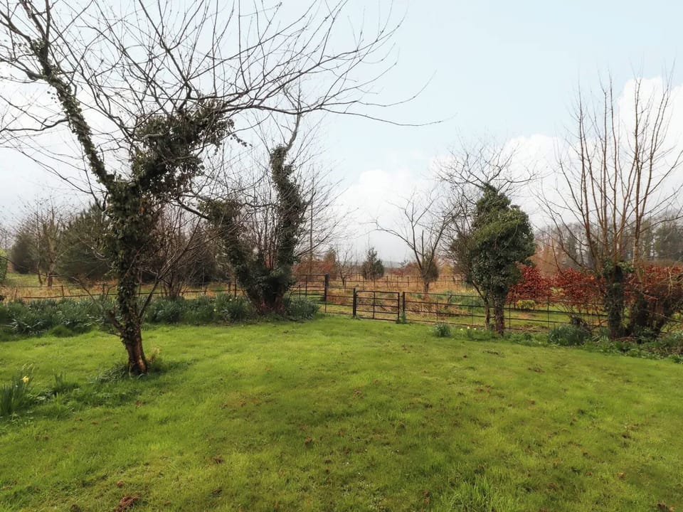 Garden (shared with one other property)