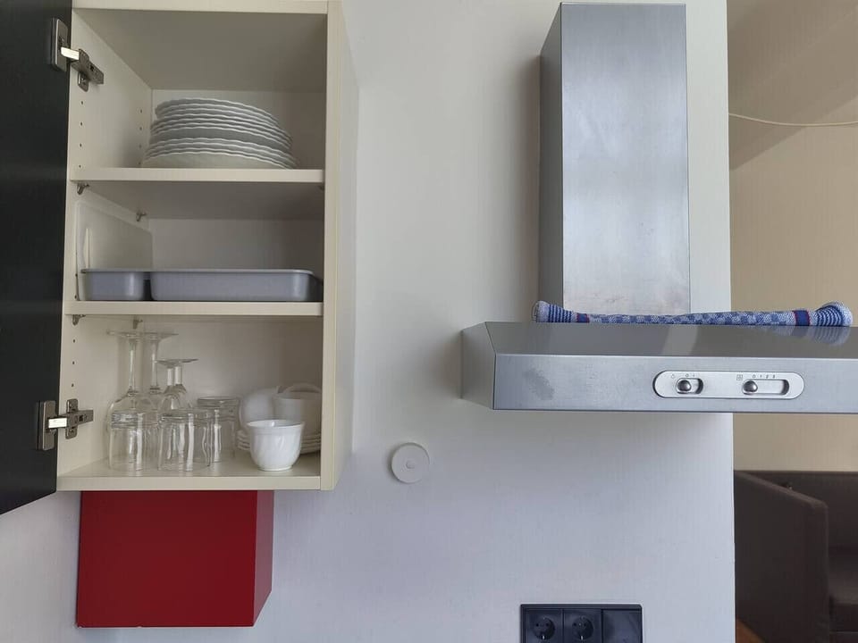 Fully Equipped Kitchenette