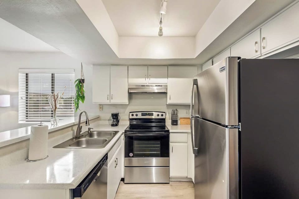 Your complete kitchen space with all the essentials included