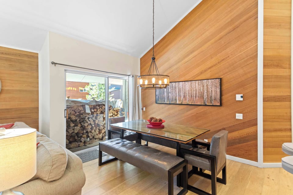 Stylish dining area with seating for 6+
