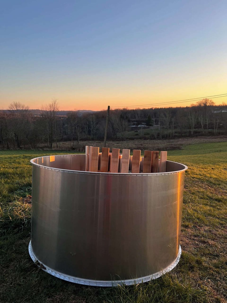 Fire wood hot tub 