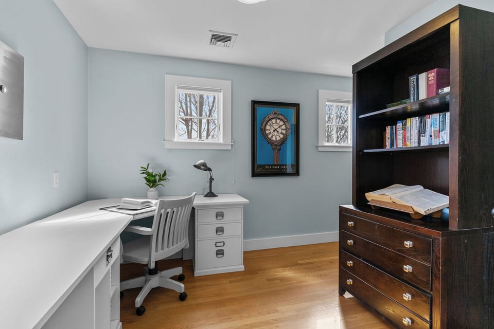 Office of Upstairs Master Suite