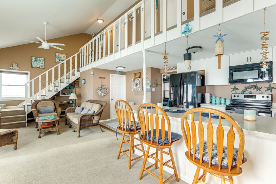 Breakfast Bar | Kitchen | Cooking Basics | 1st Floor