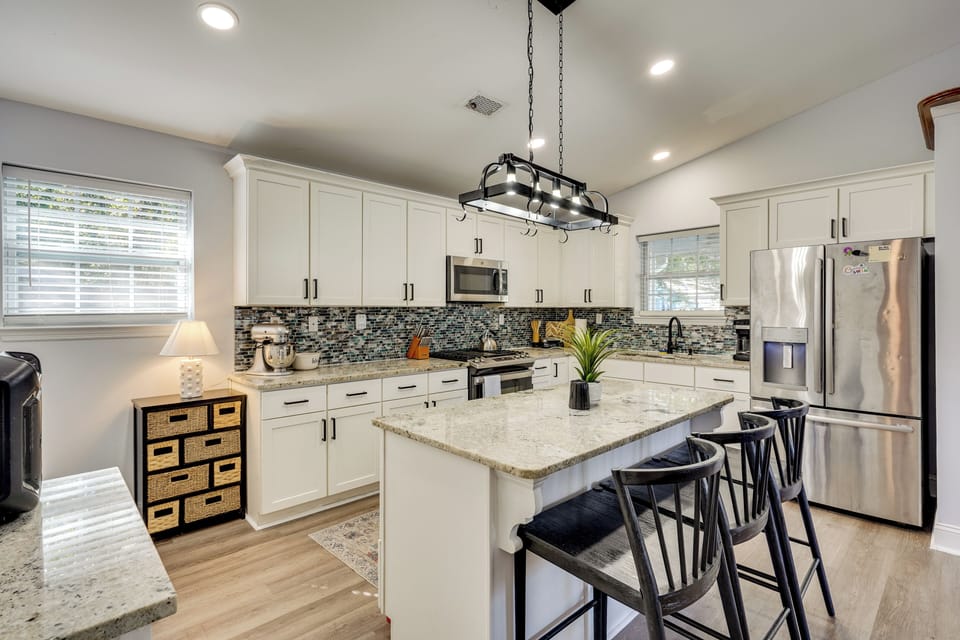 Kitchen | Single-Story Home