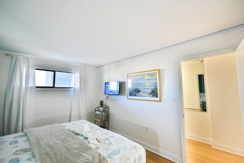 Clean design, soft linens, and total comfort.