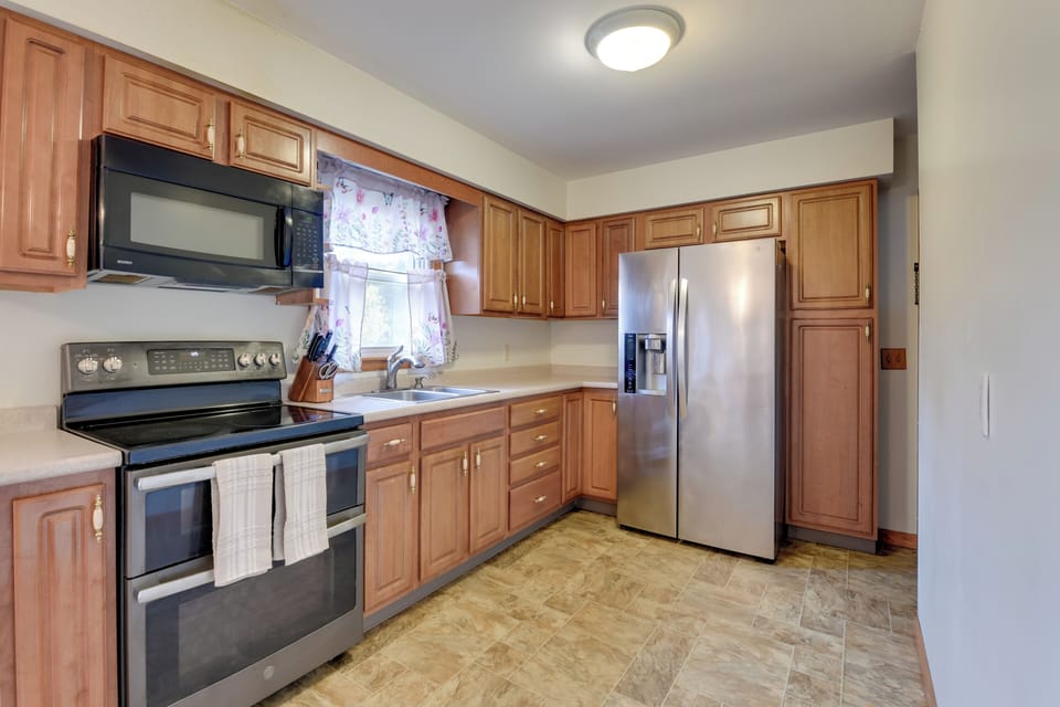 Kitchen | Cooking Basics | Stove/Oven | Main Floor