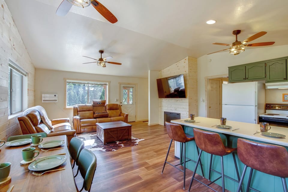 Dining Area | Upper Level