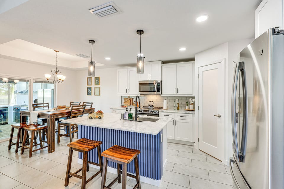 Kitchen | Cooking Basics | Espresso Machine | Drip & Pod Coffee Makers | Toaster