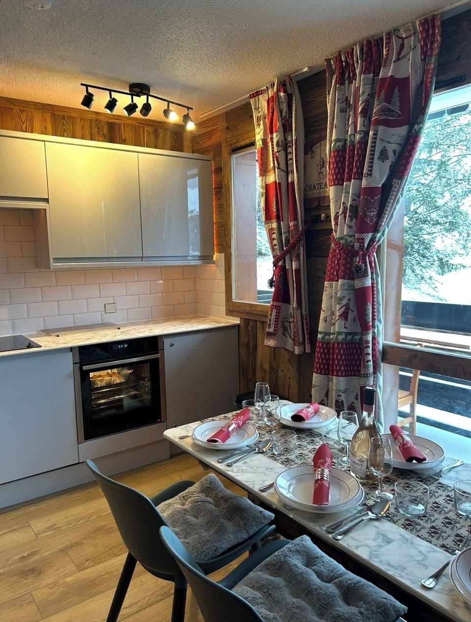 Private kitchen